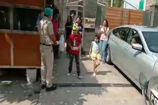 gurugram police celebrate 5 year old boy birthday