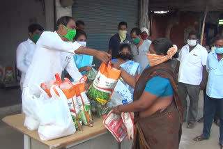 groceries distributed to the poor by the mla sanjay kumar in jagityala