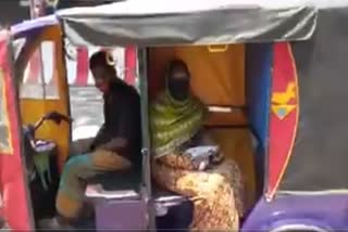 social distancing in Tuk Tuk