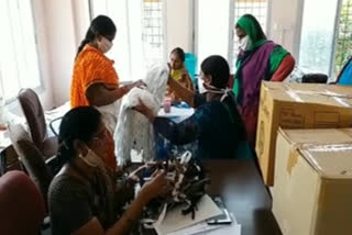 chirala officers distribute three mask to each person