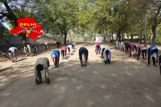 Workers are being exercised in the morning in dwarka delhi during the lockdown