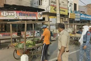 police action against hawkers in fatehabad