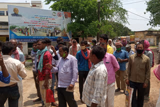 villagers create ruckus against PDS dealer