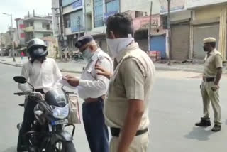 Police deducted 20 thousand challan of bikeer in Panipat during lockdown