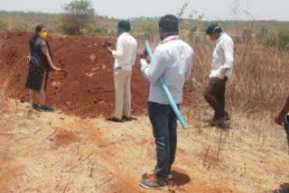 Illegal sand mining in Mullamari village