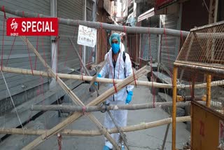 Cleaning workers feel safe wearing PPE kits in ghaziabad during the corona