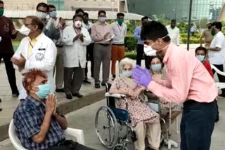 Elders between 60 and 80 years old persons recovered from Corona virus in Noida