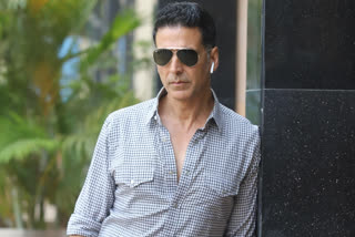 akshay kumar donates