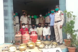 Police arrested the robbery gang in dindori