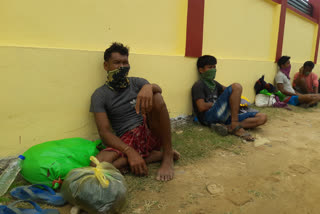 Worker from Karbi Anglong detained at Tiok