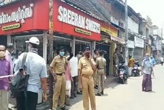 Police opened shops in Chala Market  തിരുവനന്തപുരം  തുറന്ന കടകൾ പൊലീസ് അടപ്പിച്ചു