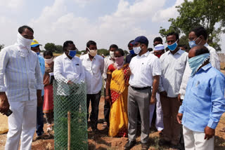 karimnagar collector visit to paddy purchase centers