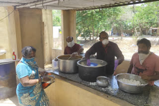 daily food distribution in hyderabad