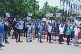 Protests in Bhubaneswar demanding help for auto drivers