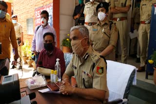 Chandigarh DGP encourages policeman