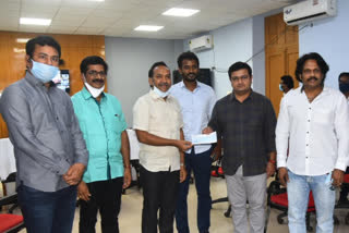 padma pujitha foundation donate 15 lakhs to cm relief fund