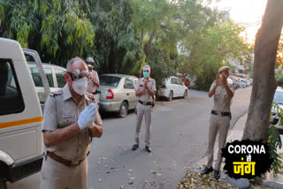 Delhi Police thanked doctors and nurses by playing sirens corona virus