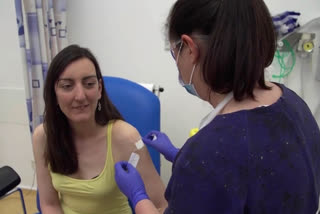 Virus vaccine trials continue at Oxford University