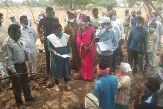 COLLECTOR SIKTHA PATNAYAK VISITED VILLAGES