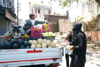 The risk of infection from the vendors going to street neighborhoods in Mandsaur