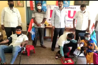 donated blood in Hassan congress Activists