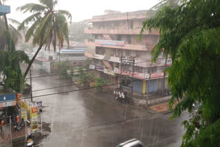 rain fall in sangali with thunderstorm