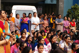 if_demand_not_fulfill_nurses_will_do_protest_amid_lockdown_in_kolkata