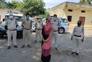 Drunken husband killed by wife, Two innocents reached jail with mother in satna