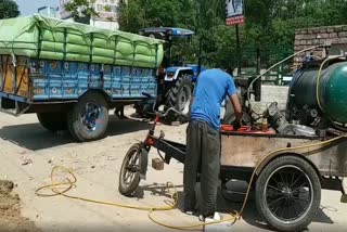 Moveable Tyre puncture shop is Helpfull for farmers in this lockdown