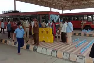 coronavirus lockdown : Students trapped in Rajasthan's kota were brought to Maharashtra