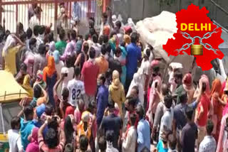 people are not following lockdown rules during collecting ration