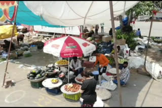 mehrauli sabzi mandi servelancing through drone camera by police for social distancing