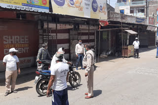 Police took a crackdown against the Vehicle drivers