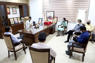 Minister Tulsiram Silavat's review meeting with senior officials in bhopal