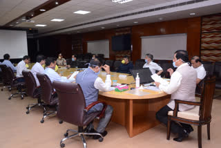 CM Sarbananda Sonowal organized a meeting after central decision to return stuck people to own state