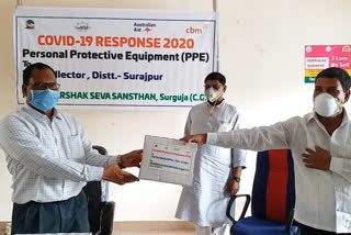 margdarshak-seva-sansthan-donated-100-ppe-kits-to-surajpur-district-hospital