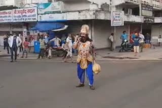 Yamraj landed on the streets,