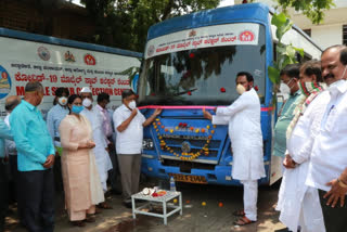 ಸಂಚಾರಿ ಸ್ವ್ಯಾಬ್​ ಟೆಸ್ಟ್​ ವಾಹನಕ್ಕೆ ಚಾಲನೆ