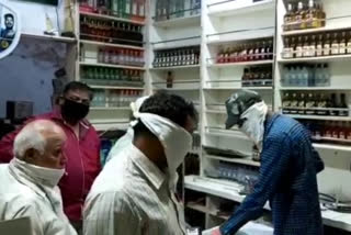 raid-on-wine-shops-in-nandurbar