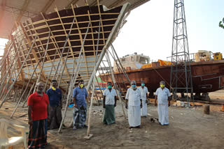 boat_yard_workers