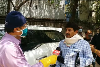 manoj tiwari  manoj tiwari slammed Arvind  Aam Aadmi Party  New Delhi  கரோனா பாதிப்பு, கோவிட்-19 பெருந்தொற்று, முழு அடைப்பு, டெல்லி, அரவிந்த் கெஜ்ரிவால், வெளிமாநில தொழிலாளர்கள்