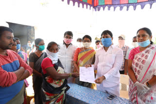 Ramagundam MLA Korukanti Chander distributed farmer insurance checks to beneficiaries in Peddapalli district