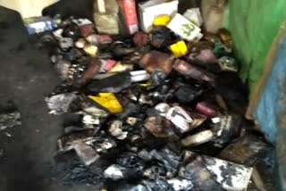 fire broke out in an electronic shop in Hatpipalia, Dewas.