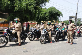 police appealed people by doing flag march