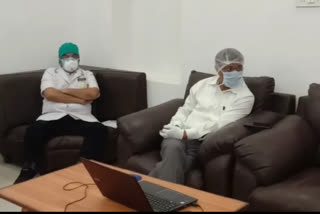 Mhow SDM took review meeting of officials related to corona virus pandemic in indore