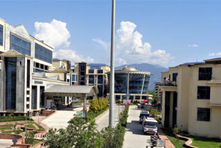 mandi medical college