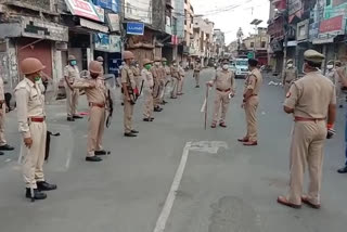 शाहजहांपुर में लॉक डाउन के दौरान मुस्तैद पुलिस प्रशासन