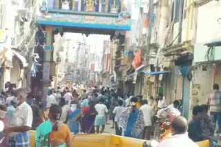 crowded roads in Nellore