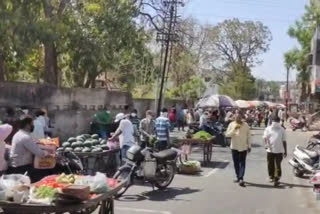 शिथीलता मिळताच बाजारात नंदुरबारकरांची गर्दी