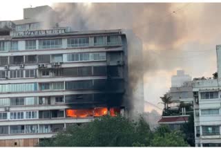 fire broke out at 6th floor of residential building in Nepean Sea road area of Mumbai news